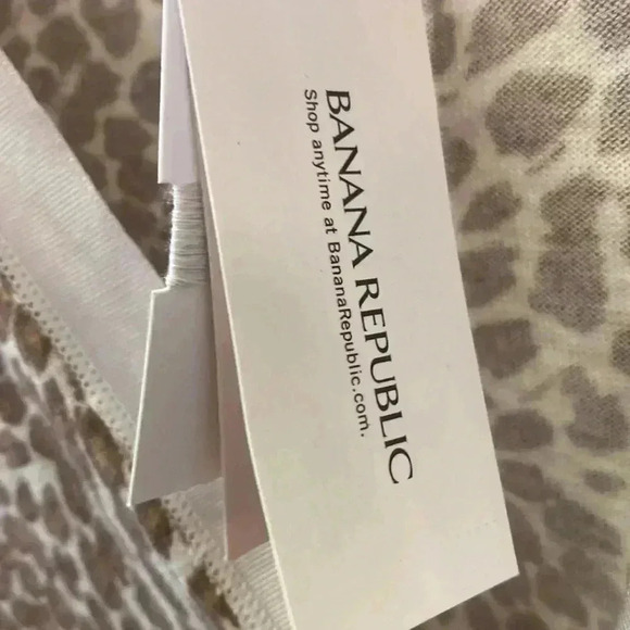 Banana Republic Leopard Print Button-Front Cardigan – Size Small - Picture 5 of 6